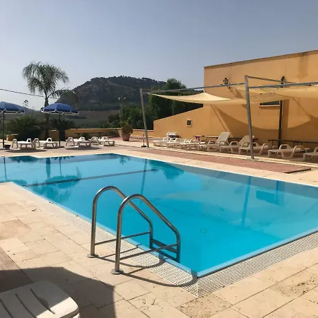 Farm stay Baglio Pocoroba *